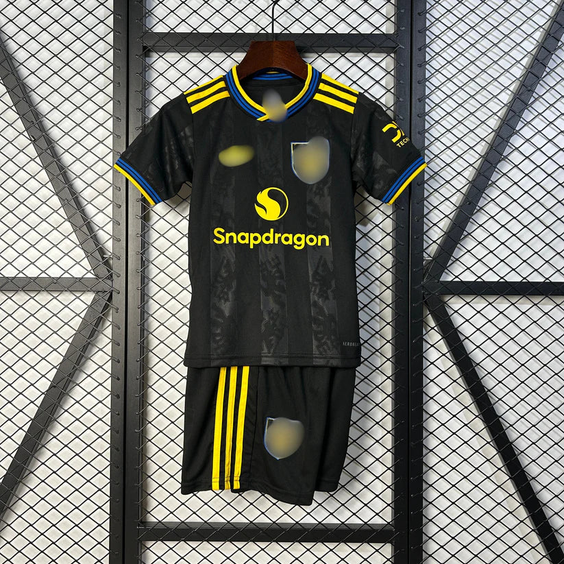 Camiseta Niño Manchester United Tercera Equipación 25/26
