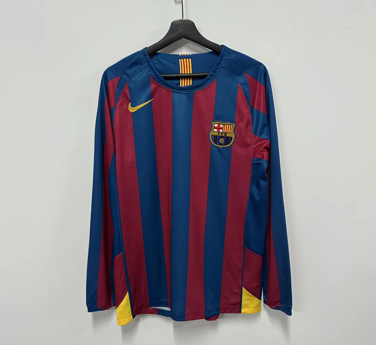 Camiseta Retro FC Barcelona 2006