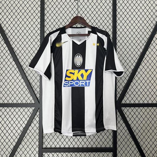 Camiseta Retro Juventus 04/05